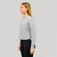 Cargar imagen en el visor de la galería, Sweatshirt Essential Woman

