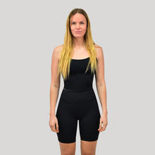 Cargar imagen en el visor de la galería, Short Leggings Essential
